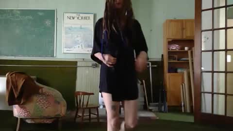 aspiringturtlegirl online show from 11.20.25