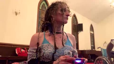 aspiringturtlegirl online show from 04.12.26