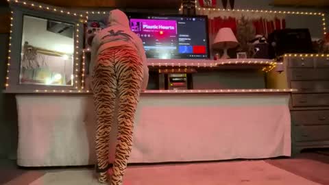 Snapshot of ass_so_sweet chatting on 02.03.26 SIR WILLIAM online show from 02.03.26