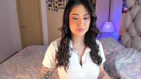 Snapshot of asshley__ chatting on 01.17.25 Ashley online show from 01.17.25