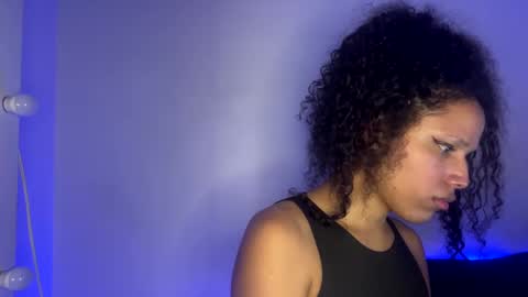 Snapshot of assiavilla1 chatting on 02.27.25 assiavilla1 online show from 02.27.25