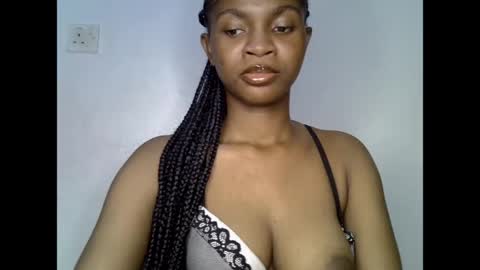 Snapshot of assy_ebony chatting on 05.31.26 Lily online show from 05.31.26
