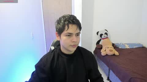 Asta Kuno online show from 04.05.26