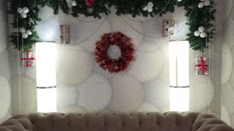 Snapshot of astra_lis chatting on 12.28.24 Astra online show from 12.28.24