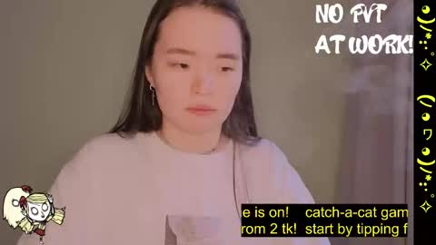 Snapshot of astra_lis chatting on 02.18.25 Astra online show from 02.18.25