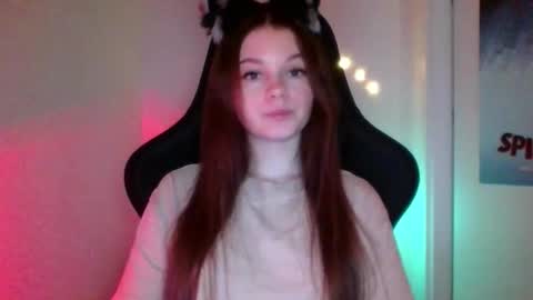 astradream_ online show from 11.06.25