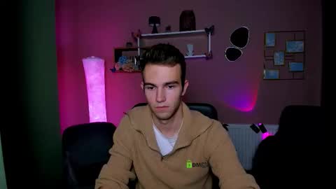 astren online show from 11.21.25