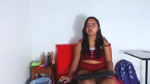 Snapshot of astridvagina18 chatting on 01.07.25 ASTRID online show from 01.07.25