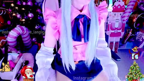 Snapshot of asuka_langleysoryu chatting on 12.10.24 Bonnie online show from 12.10.24