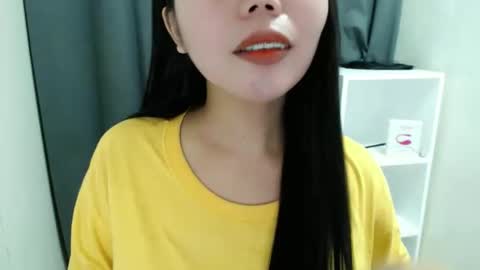 Snapshot of asuna_charming chatting on 04.25.26 asuna_charming online show from 04.25.26