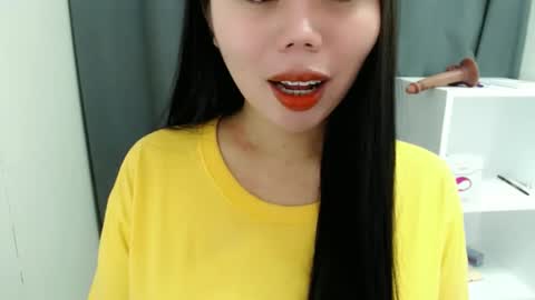 Snapshot of asuna_charming chatting on 04.26.26 asuna_charming online show from 04.26.26