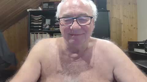 Snapshot of asusandy chatting on 02.10.26 asusandy online show from 02.10.26