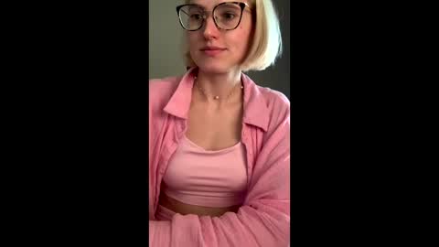 Snapshot of asya_new chatting on 09.10.25 asya_new online show from 09.10.25