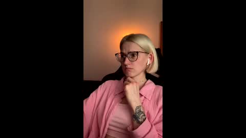 Snapshot of asya_new chatting on 09.10.25 asya_new online show from 09.10.25