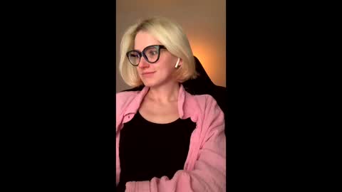 Snapshot of asya_new chatting on 10.02.25 asya_new online show from 10.02.25