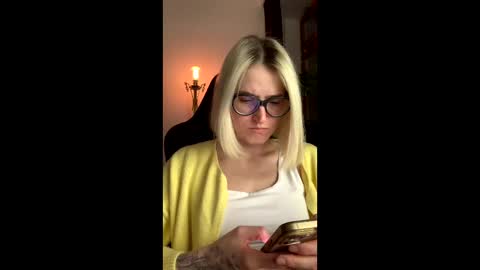 Snapshot of asya_new chatting on 11.12.25 asya_new online show from 11.12.25