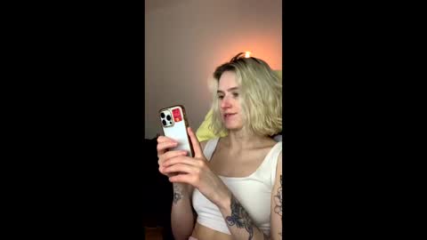 Snapshot of asya_new chatting on 12.03.25 asya_new online show from 12.03.25