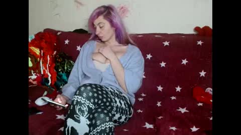 Snapshot of asyalu chatting on 02.22.25 AsyaLu online show from 02.22.25