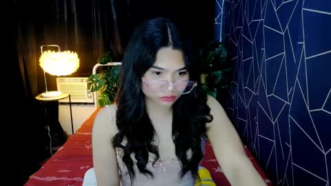 atashakendall online show from 05.05.26