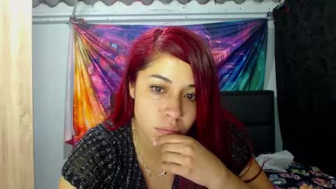 Snapshot of atena_messy chatting on 09.15.25 atena messy online show from 09.15.25