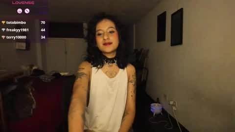 Atenea online show from 10.16.25