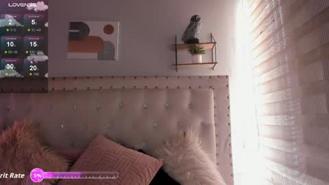 Snapshot of atenea_klett_ chatting on 04.01.26 ATENEA online show from 04.01.26