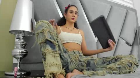 Snapshot of atenea_sexxx chatting on 06.05.26 atenea online show from 06.05.26