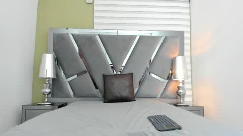 Snapshot of atenea_sexxx chatting on 06.06.26 atenea online show from 06.06.26