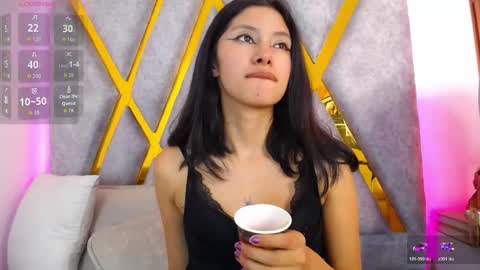 Snapshot of atenea_smith1 chatting on 04.17.26 Athenea online show from 04.17.26