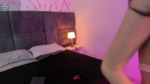 Snapshot of atenea_velle chatting on 07.04.26 atenea velle online show from 07.04.26