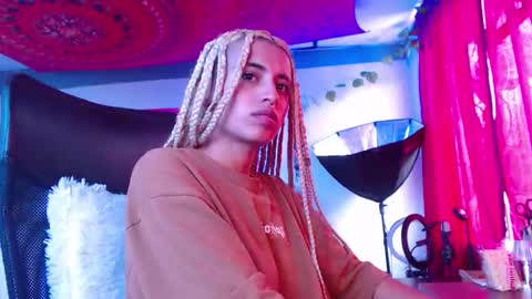 Atenea online show from 10.03.25