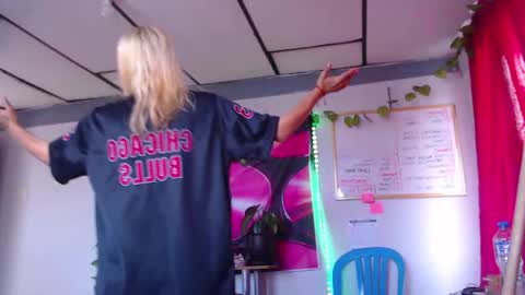 Atenea online show from 12.05.25