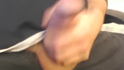 Snapshot of ateuout chatting on 02.14.26 ateuout online show from 02.14.26