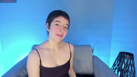 Snapshot of atheena__ chatting on 06.04.26 Athenea online show from 06.04.26