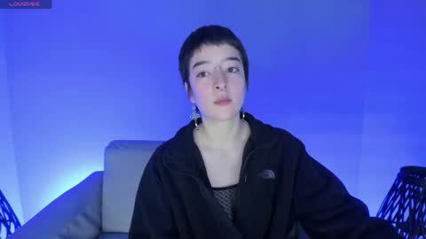 Snapshot of atheena__ chatting on 06.05.26 Athenea online show from 06.05.26