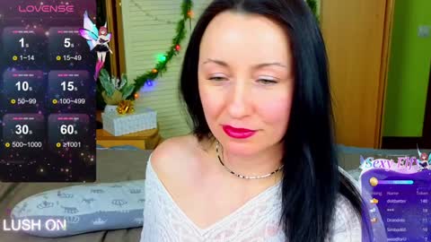 Snapshot of athena_starry chatting on 01.06.25 athena starry online show from 01.06.25