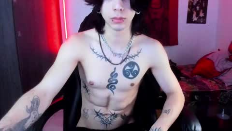 Snapshot of atheneoo_ chatting on 03.05.25 athenauwu online show from 03.05.25