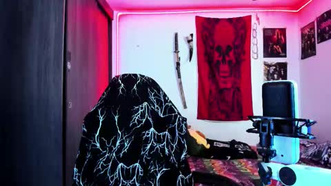 Snapshot of atheneoo_ chatting on 11.23.25 athenauwu online show from 11.23.25