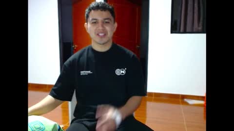 Snapshot of athleticboy2026 chatting on 11.27.25 Robin online show from 11.27.25