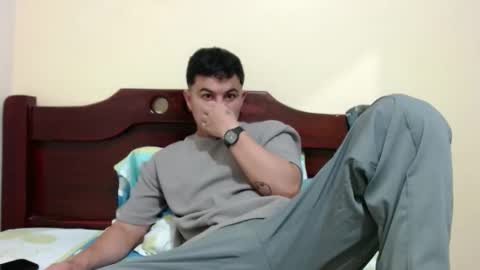 Robin online show from 12.23.25