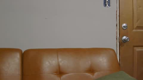 Snapshot of atirahcali chatting on 11.13.25 AtirahCali online show from 11.13.25