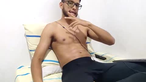 Snapshot of atorres21 chatting on 01.19.25 Torres online show from 01.19.25