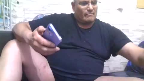 Snapshot of atr2424293280 chatting on 11.19.25 A online show from 11.19.25