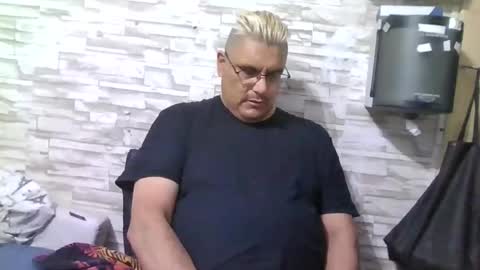 Snapshot of atr2424293280 chatting on 02.01.26 A online show from 02.01.26