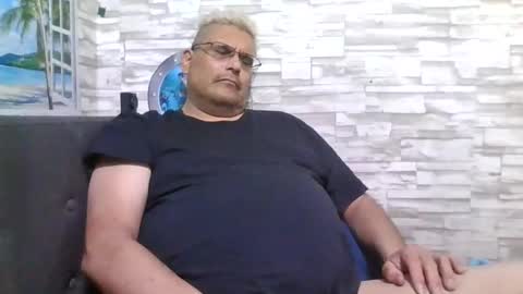 Snapshot of atr2424293280 chatting on 02.20.26 A online show from 02.20.26