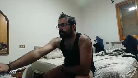 Bleakw85 online show from 10.30.25