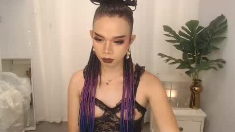 Audrey online show from 10.20.25