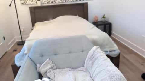 Snapshot of audreyjones03 chatting on 01.21.25 Miss Audrey online show from 01.21.25