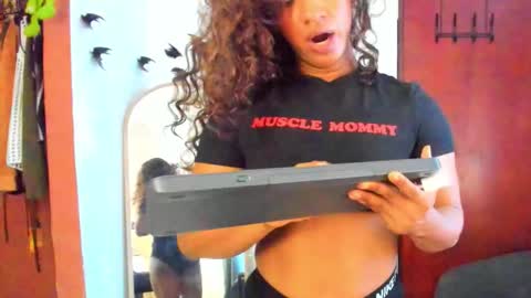 Snapshot of audry_montero1 chatting on 10.11.25 Audry online show from 10.11.25