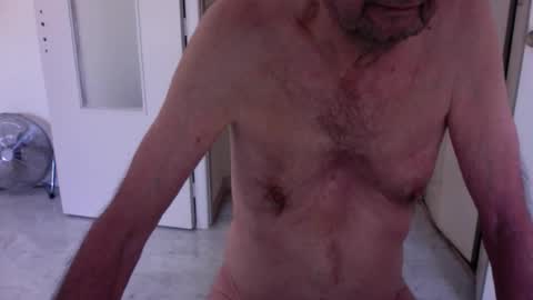 auguste688483 online show from 04.01.26